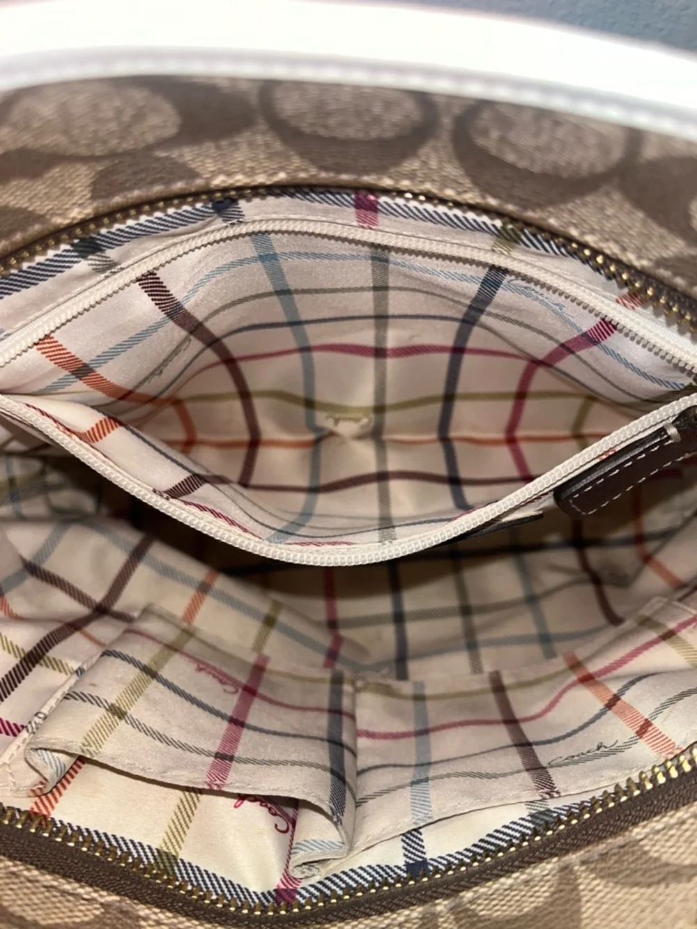 Coach Heritage Stripe Tote - Picture 14 of 17